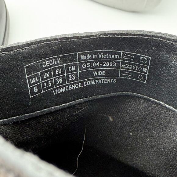 Vionic Womens Cecily Ankle Boots US 6 Wide Black Leather Waterproof EUC - Picture 12 of 14